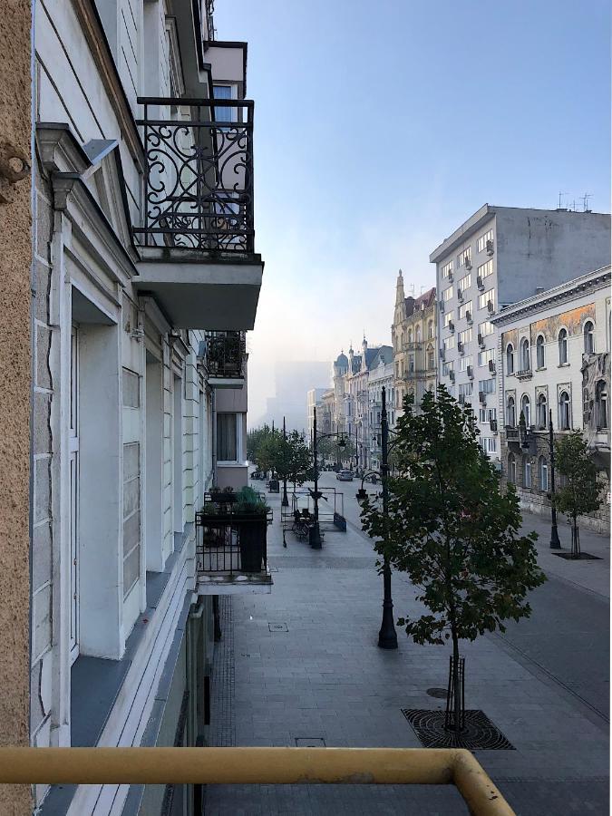 Off Side Story Apartment Лодз Екстериор снимка